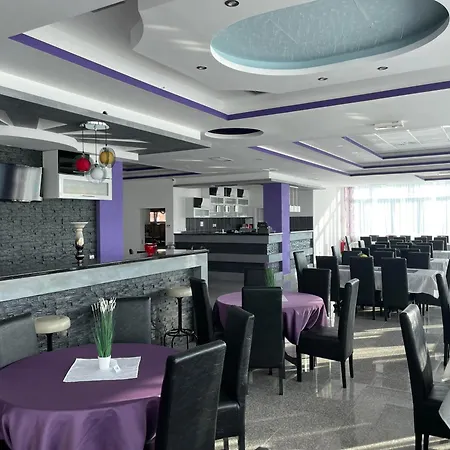 호텔 Mlavski Raj Restoran & Smestaj *