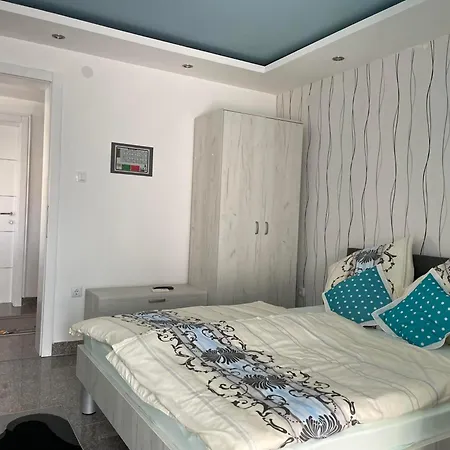 호텔 Mlavski Raj Restoran & Smestaj *